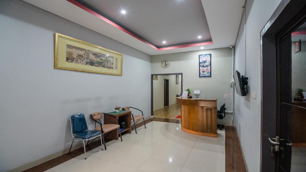 Reddoorz Syariah Near Stasiun Kota Bogor Hotel Buitenkant foto